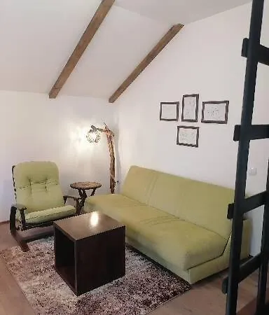 Garden House Apartment